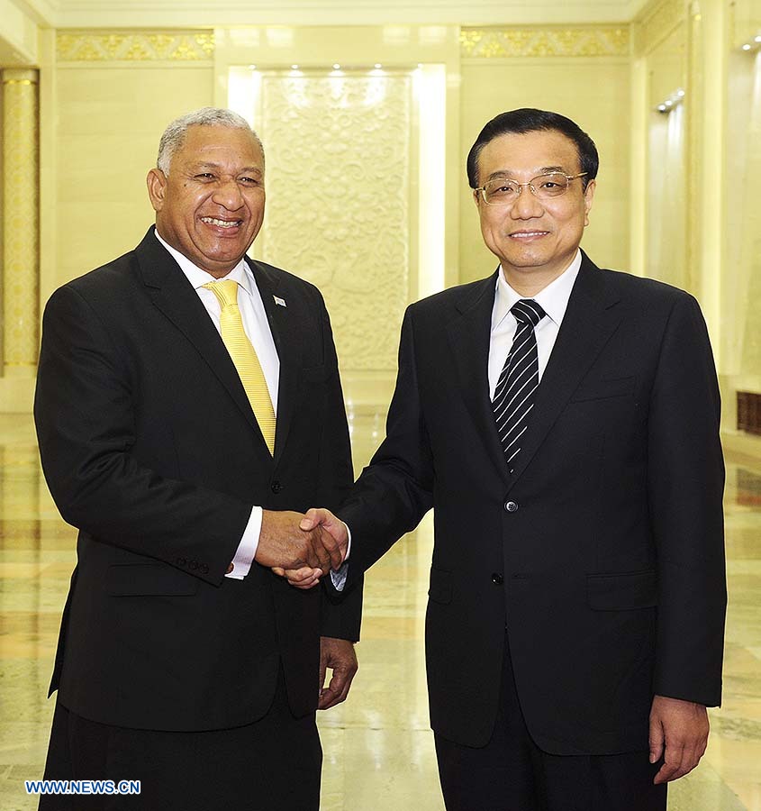 Primer ministro chino conversa con homólogo de Fiyi