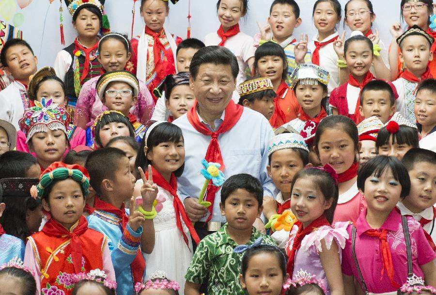 Presidente chino emite exhorto por Día Internacional del Niño