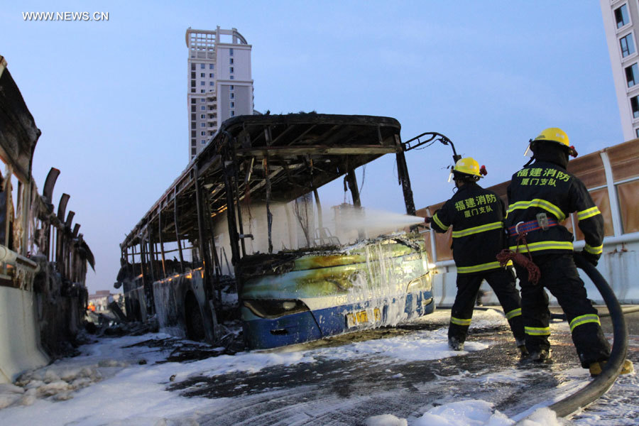 Incendio de autobús en sureste de China que dejó 47 muertos, "grave caso criminal" (4)