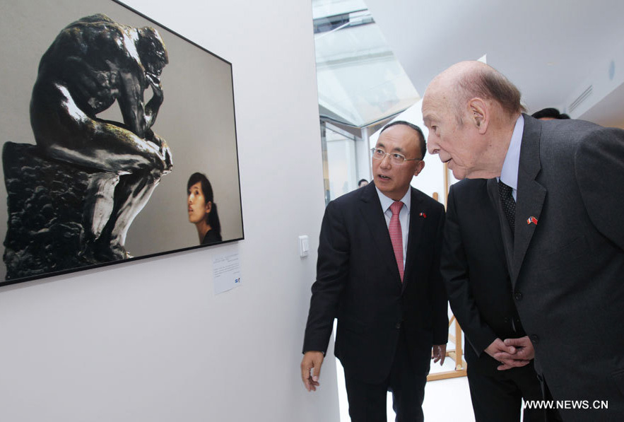 Inauguran en París exposición fotográfica sobre 50 años de relaciones China-Francia  (3)