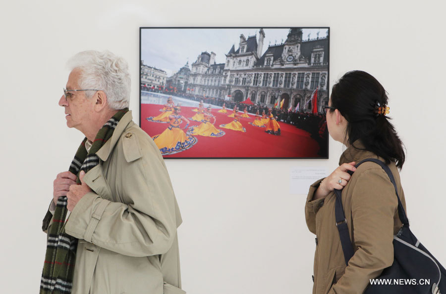 Inauguran en París exposición fotográfica sobre 50 años de relaciones China-Francia 