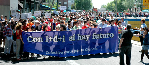 Científicos españoles marchan en varias ciudades contra recortes en investigación