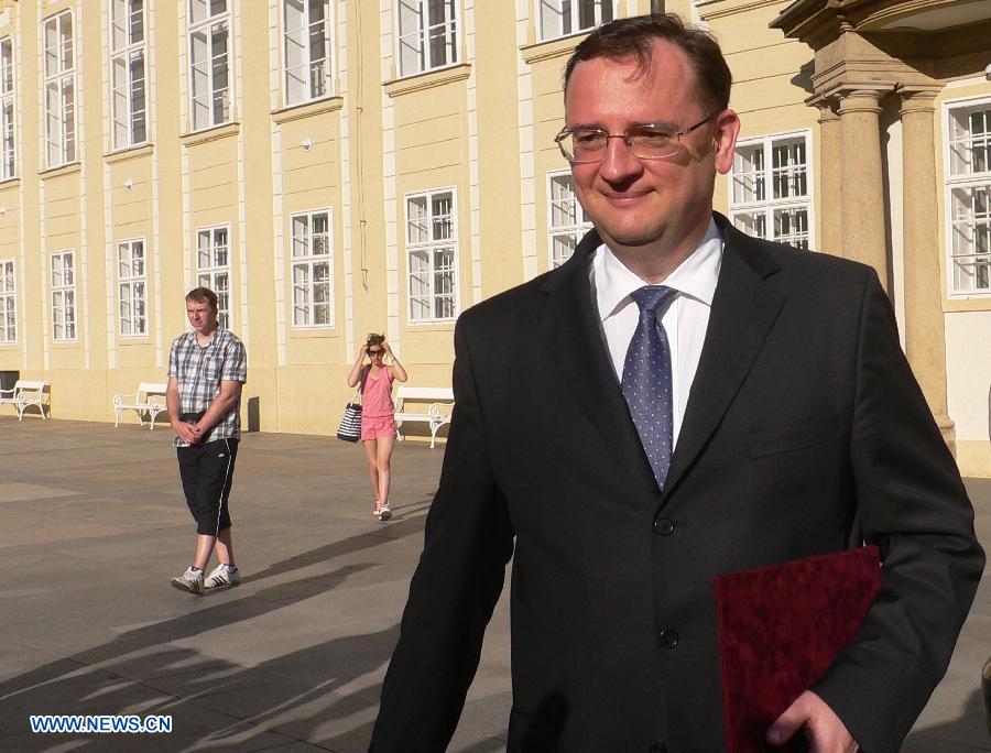 PM checo renuncia formalmente a su cargo por escándalo de corrupción