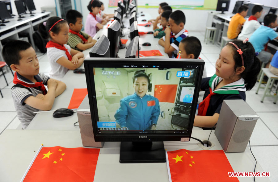 Clase desde el espacio inspira sueños de niños chinos