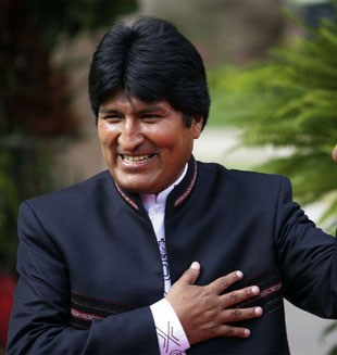 Morales pide a Policía conciencia social y ética para servir a pueblo boliviano