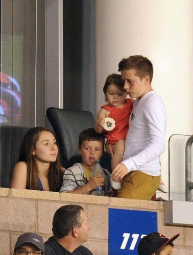 Harper Seven Beckham y sus hermanos (11)