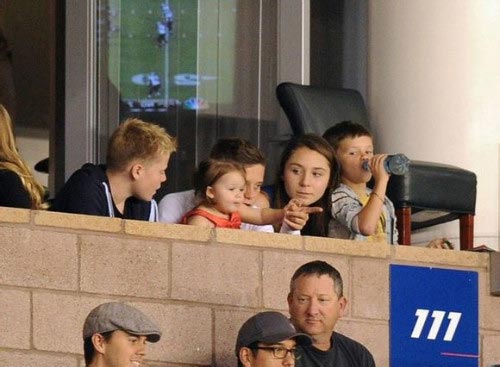 Harper Seven Beckham y sus hermanos (10)