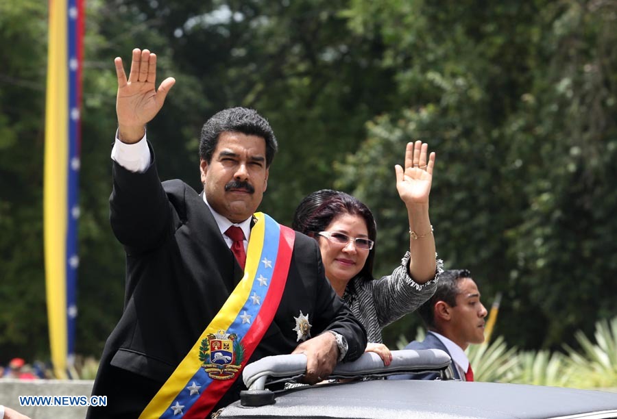 Venezuela no se arrodilla ante ningún imperio, dice Maduro