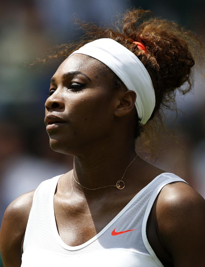 Tenis: Serena logra victoria y Li Na avanza en sets consecutivos en Wimbledon