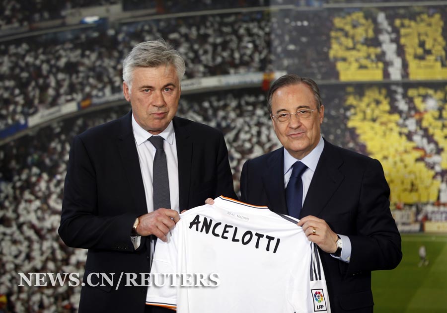 Fútbol: Presenta Real Madrid a Ancelotti como su nuevo director técnico