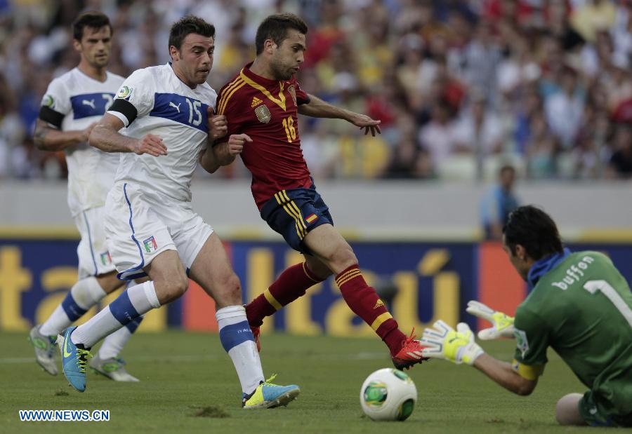 COPA CONFEDERACIONES: España elimina a Italia y jugará final contra Brasil