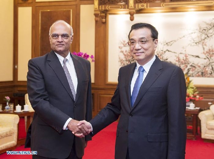 China e India tienen suficiente buen juicio para resolver diferencias: PM chino (2)