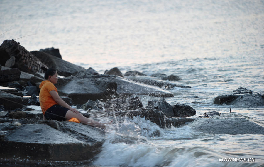 Tormenta tropical "Rumbia" entra en Mar Meridional de China