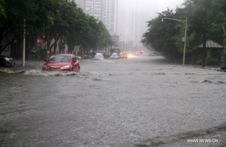 Tormentas de lluvia causan al menos 14 muertes en China