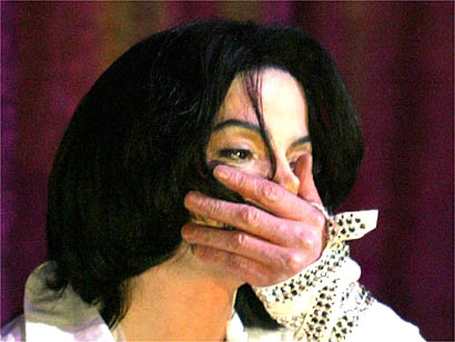 FBI revela que Jackson gastó 26 millones para silenciar a niños de los que abusó