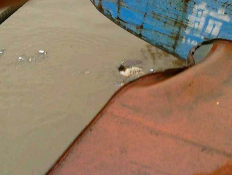 Hundimiento de barcaza causado por inundación deja cinco desaparecidos en suroeste de China