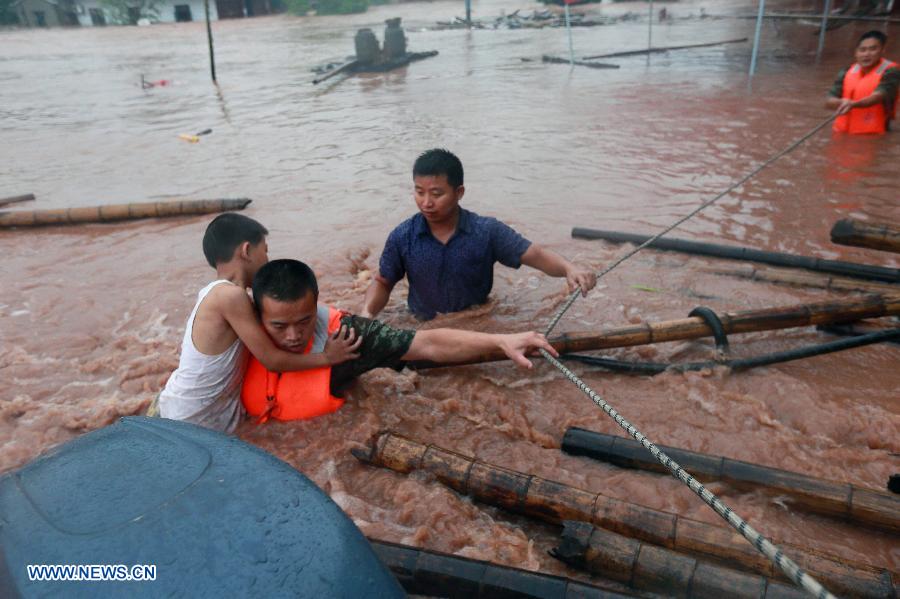 Inundaciones dejan 157 muertos en China hasta 1 de julio
