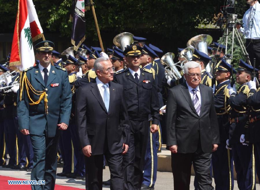 Abbas pide a palestinos "disociarse" de conflictos en Líbano y Siria