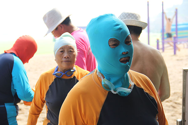 ‘Cara-kini’ es la última moda en las playas de China