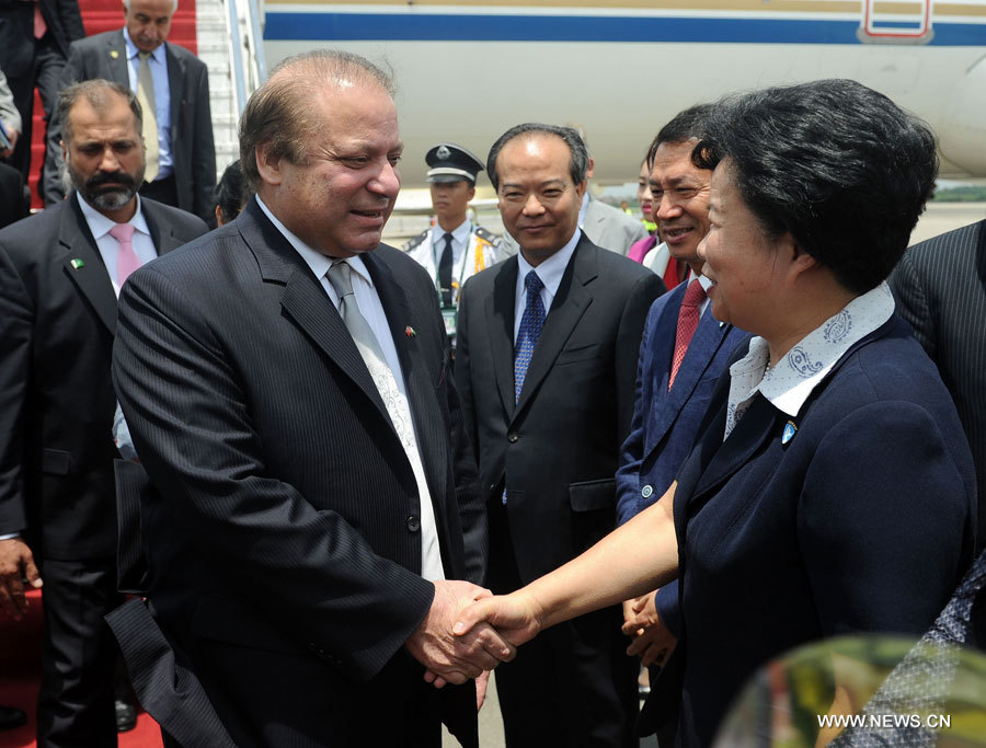 PM pakistaní promete promover cooperación con China
