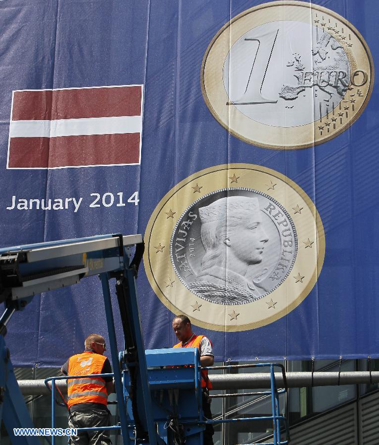 RESUMEN: Letonia adoptará el euro a partir de 1 de enero de 2014