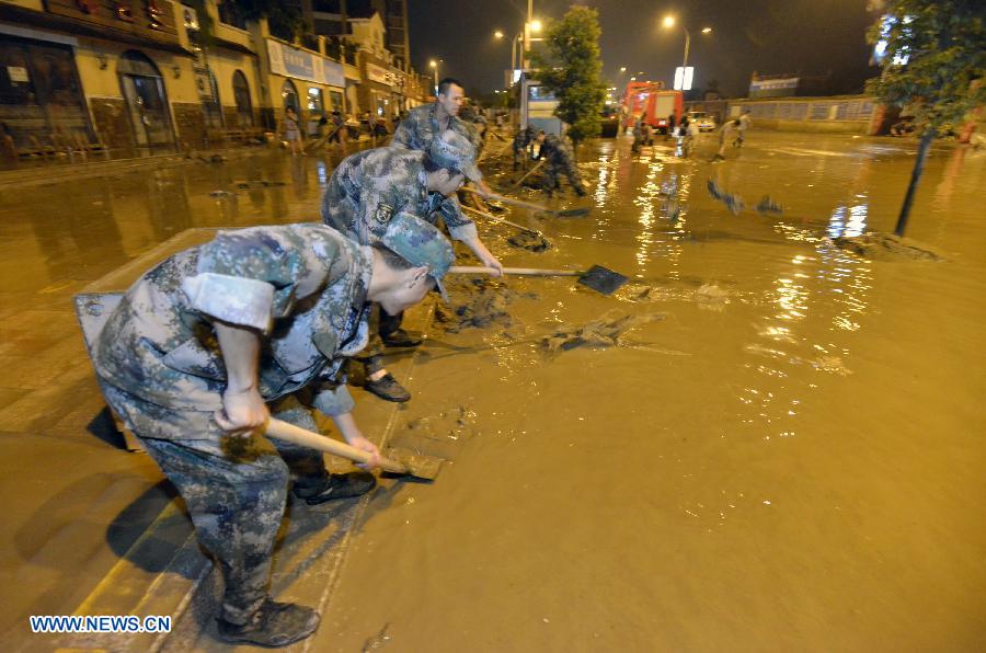 Inundaciones amenazan ruinas dejadas por sismo en suroeste de China