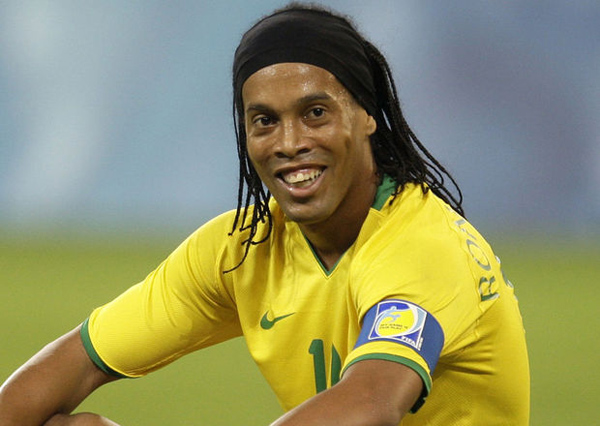 Fútbol: Ronaldinho cree aún posible ganar Copa Libertadores