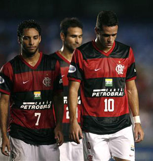 Fútbol: Internacional gana 1-0 al Flamengo en campeonato brasileño