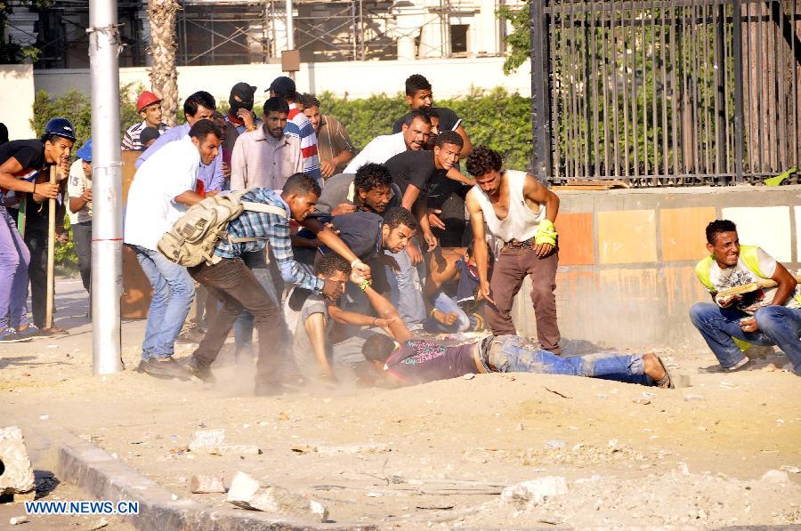 Mueren 4 personas en enfrentamientos en capital egipcia