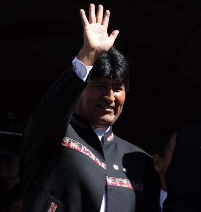 Bolivia acepta disculpas de países europeos por bloqueo aéreo