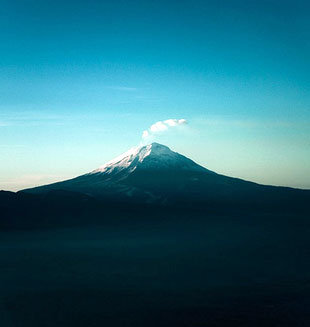 Volcán mexicano Popocatépetl mantiene baja actvidad