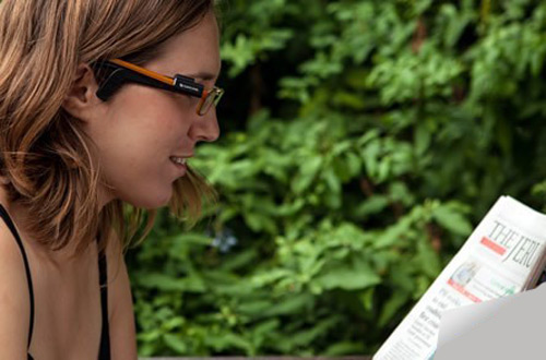 Empresa israelí OrCam diseña gafas para los discapacitados visuales