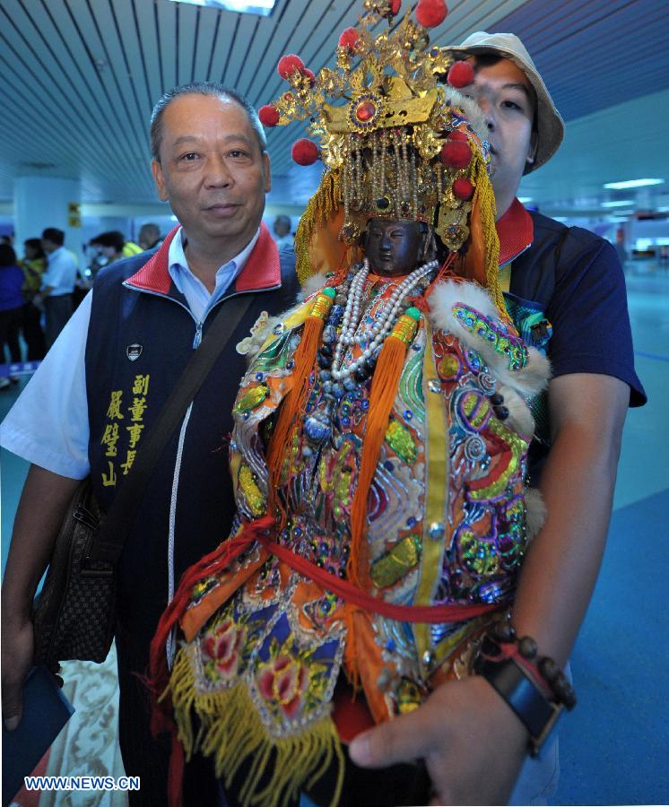 Diosa del mar cruza Estrecho de Taiwan para ceremonia de bendición