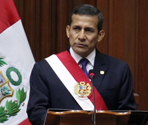 Humala exhorta a médicos levantar huelga nacional