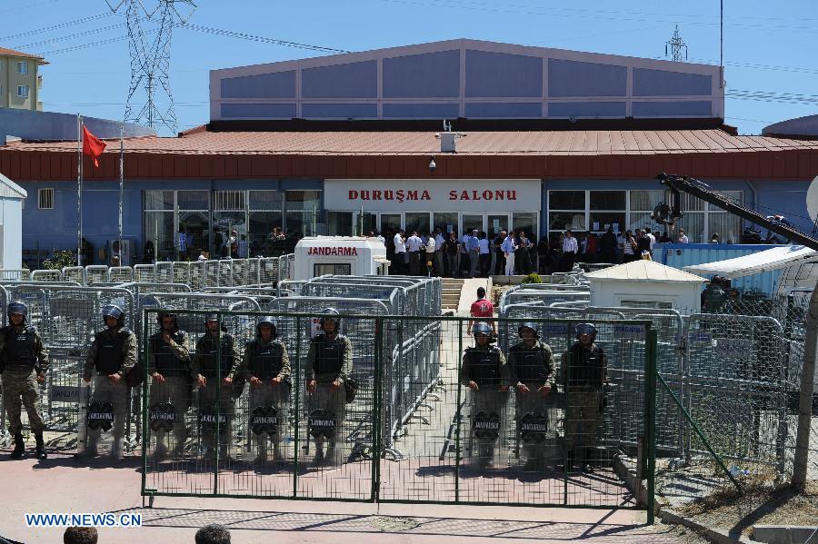Tribunal turco anuncia veredictos en juicio por complot de golpe de Estado