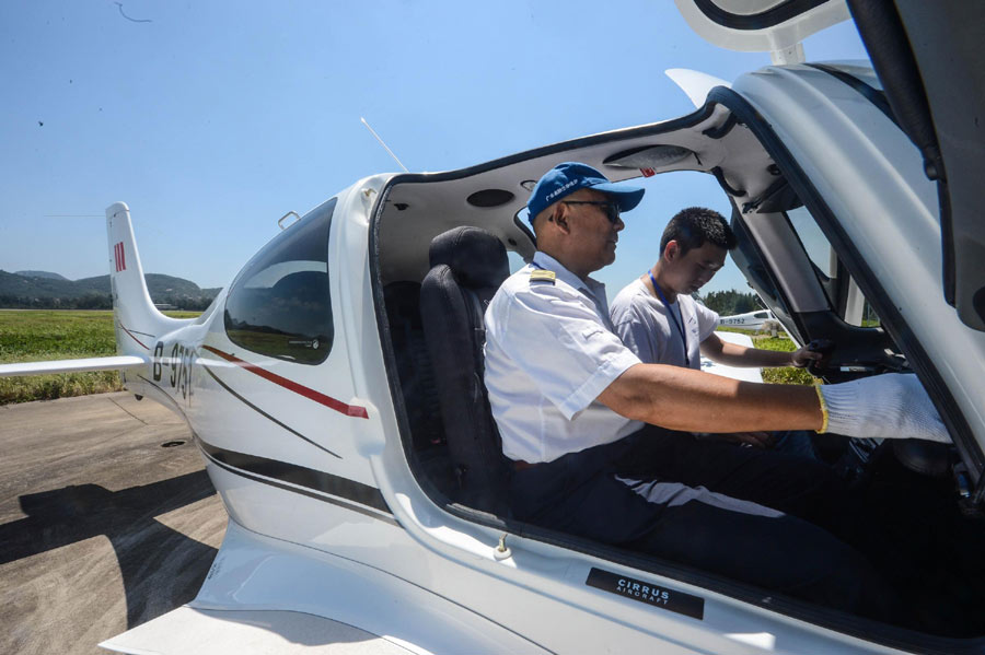Zhejiang cuenta con primera escuela para pilotos privados 2