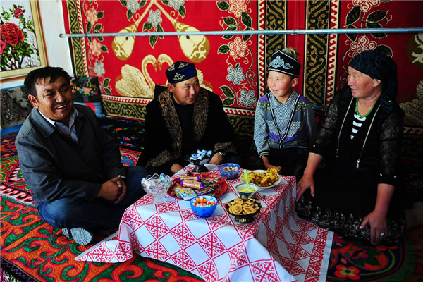 Pueblo kazako en noroeste de China