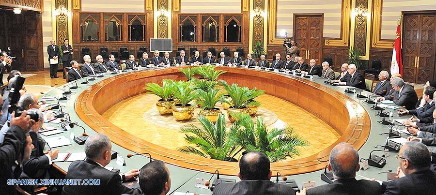 Prestan juramento nuevos gobernadores en Egipto