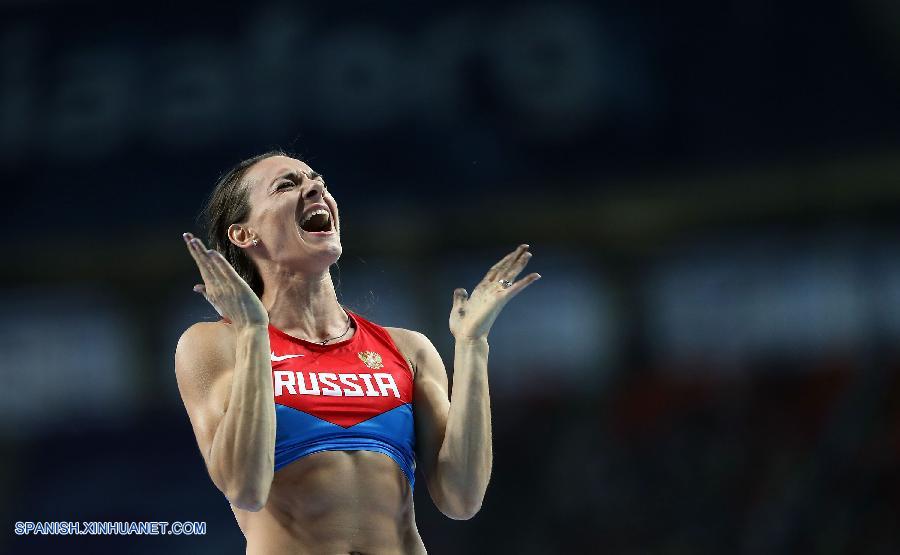 Yelena Isinbayeva, tercer oro mundial
