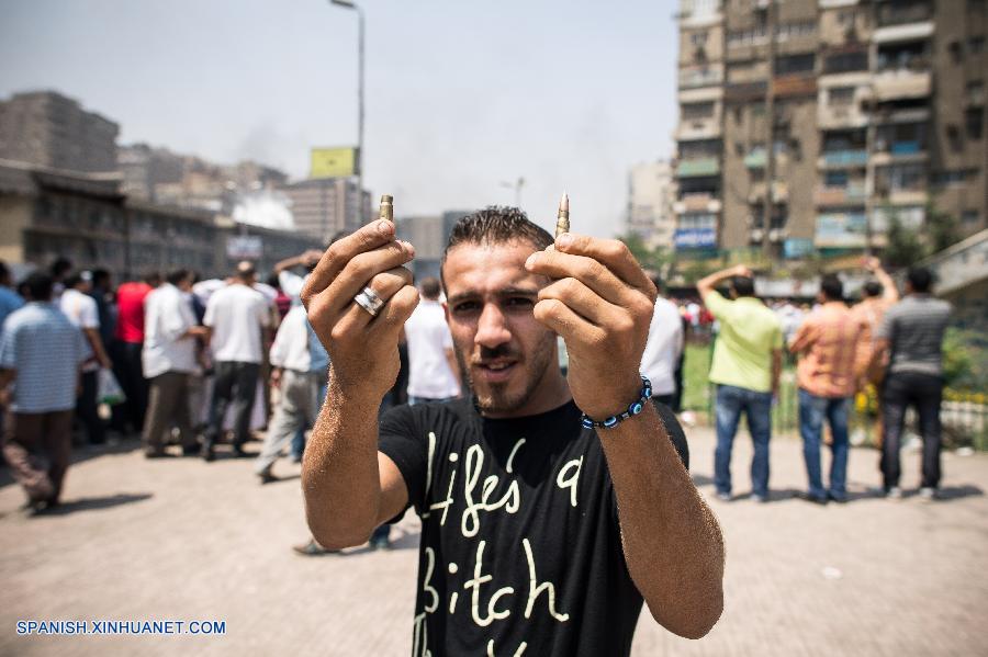Disturbios en Egipto dejan 235 muertos y más de 2.000 heridos