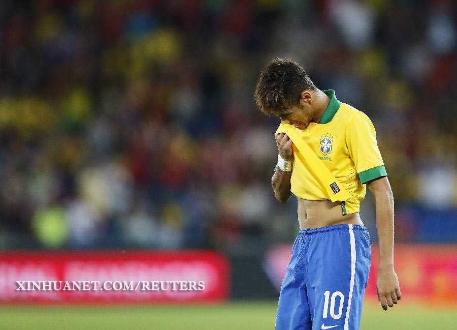 Fútbol: Neymar se queja de juego rudo suizo en derrota 1-0 sobre Brasil