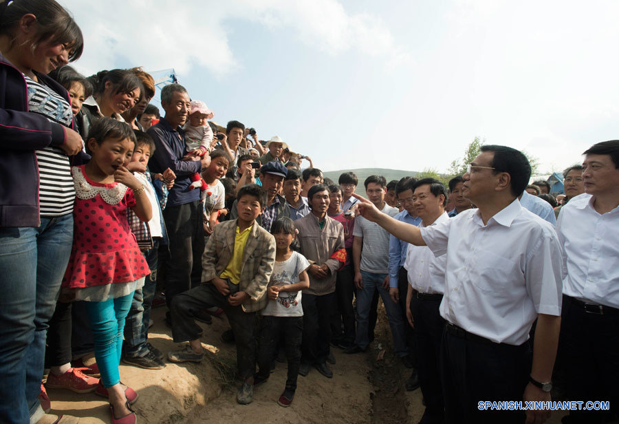 PM chino pide garantizar un invierno cálido a damnificados por sismo