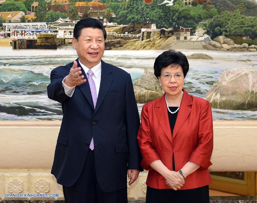 Presidente chino se reúne con directora general de OMS
