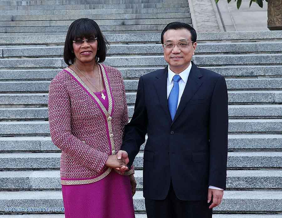 China y Jamaica prometen fortalecer cooperación