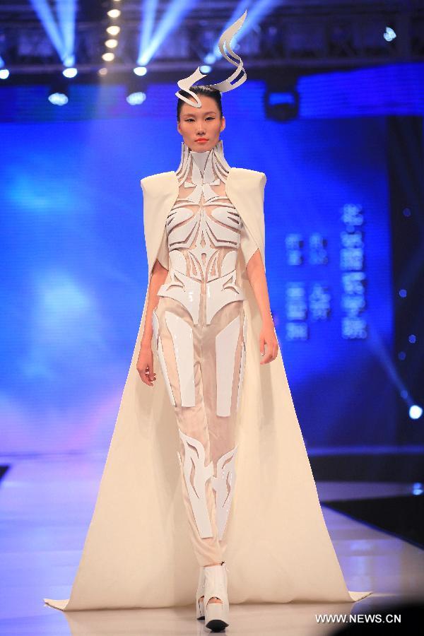 Creaciones en la Temporada de Moda Jimo en China 7