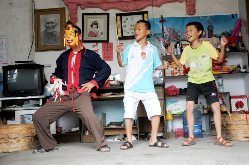 Danza Nuo, un tesoro de la etnia Maonan 6