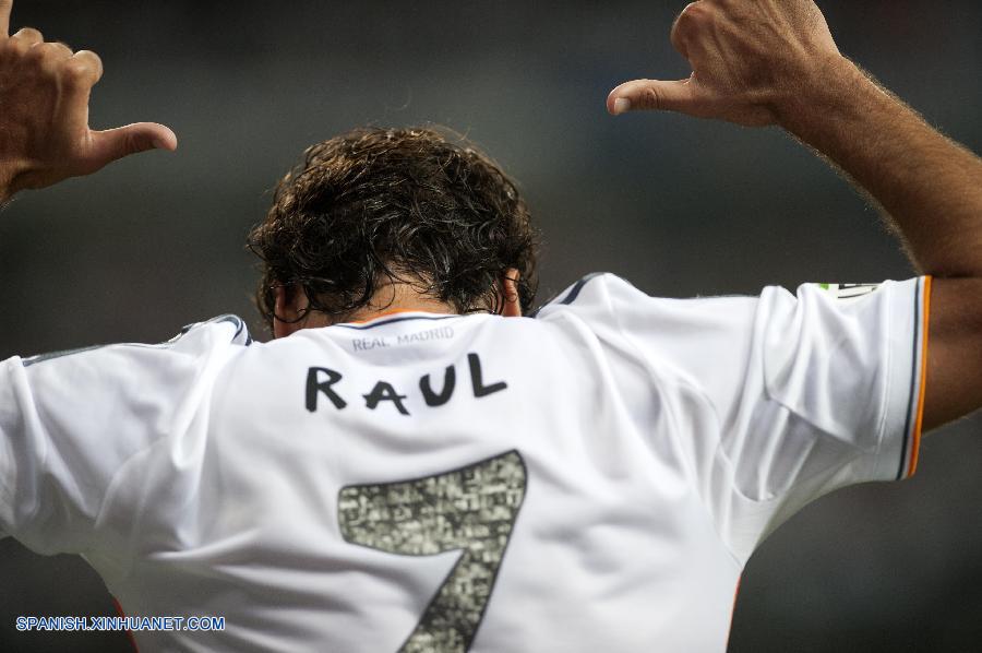 Raúl regresa al Bernabéu