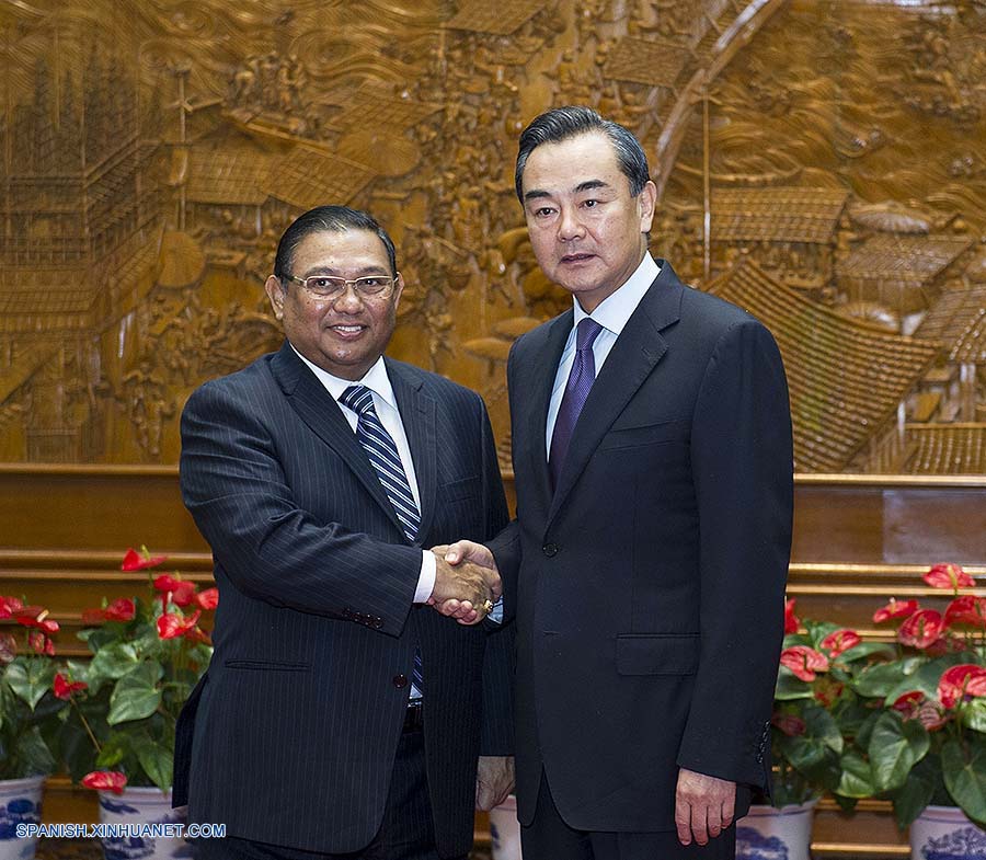 China contenta de que Myanmar desarrolle lazos con otros países