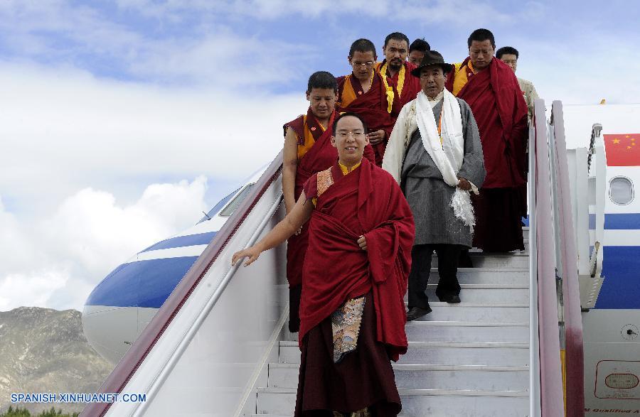 Panchen Lama visita templo Jokhang en Tíbet