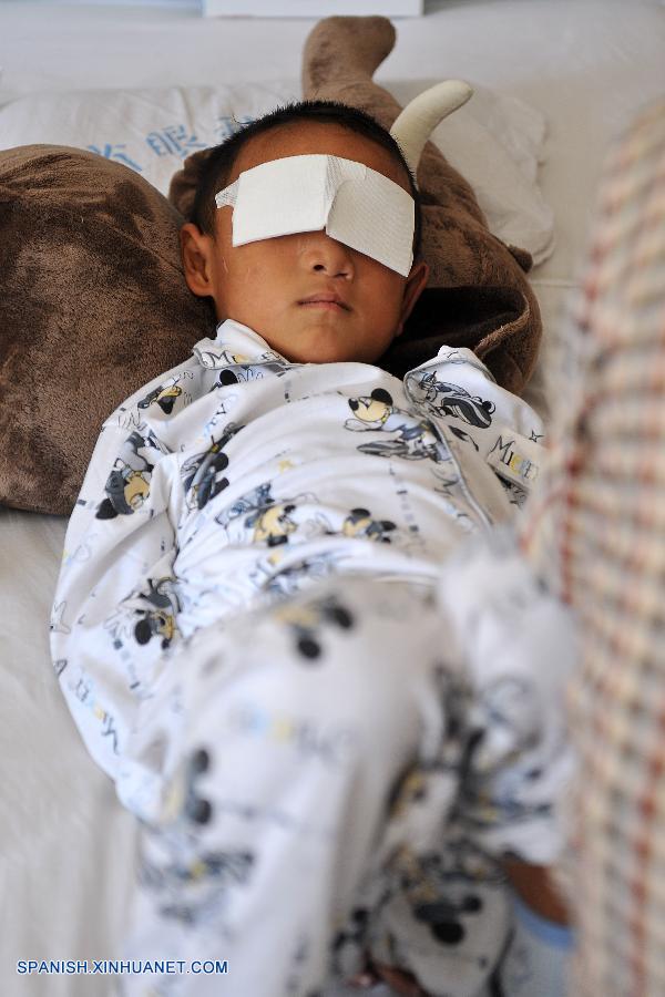 Tía es sospechosa de sacar ojos a niño en China